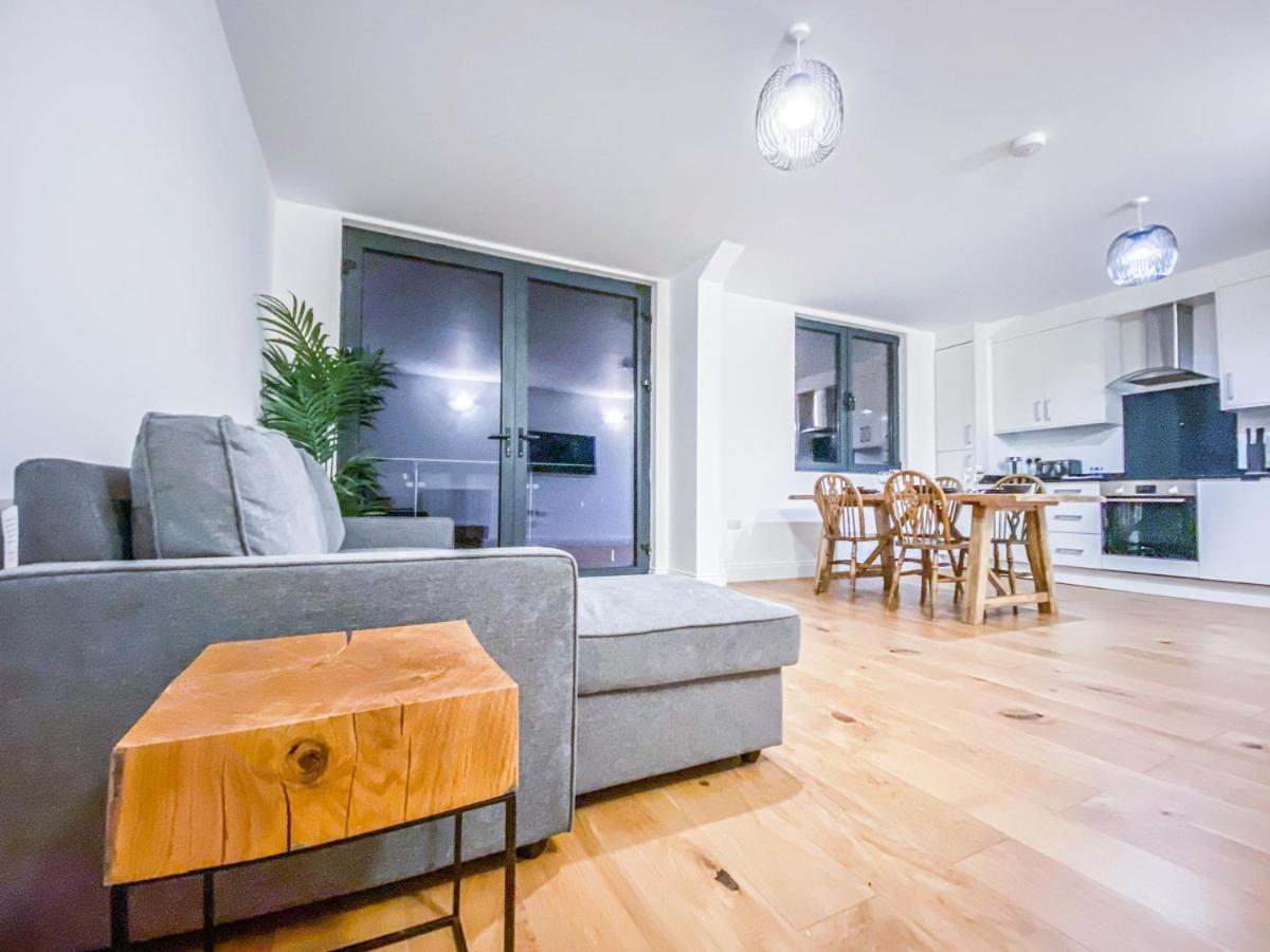 2 Bedroom City Centre Apartment With Parking Bedford Exteriér fotografie