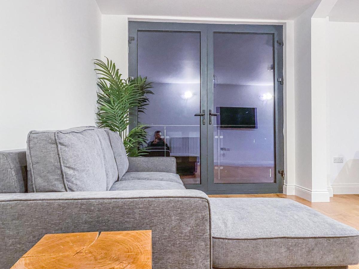 2 Bedroom City Centre Apartment With Parking Bedford Exteriér fotografie