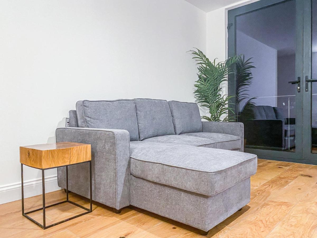 2 Bedroom City Centre Apartment With Parking Bedford Exteriér fotografie